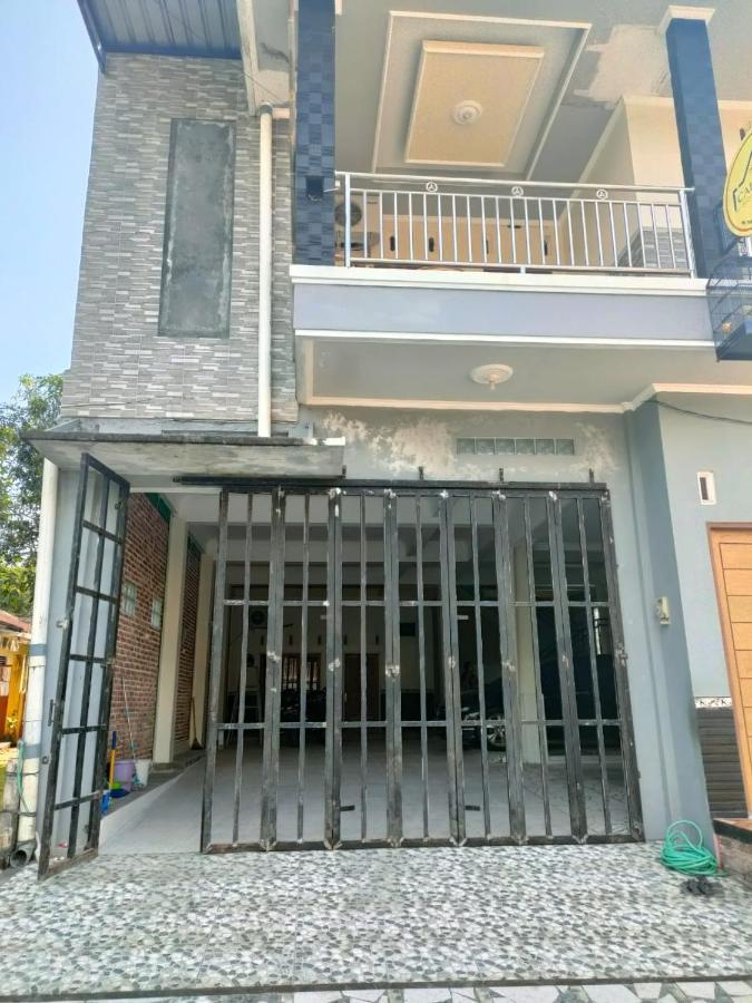 Cahaya Homestay Magelang Exterior foto